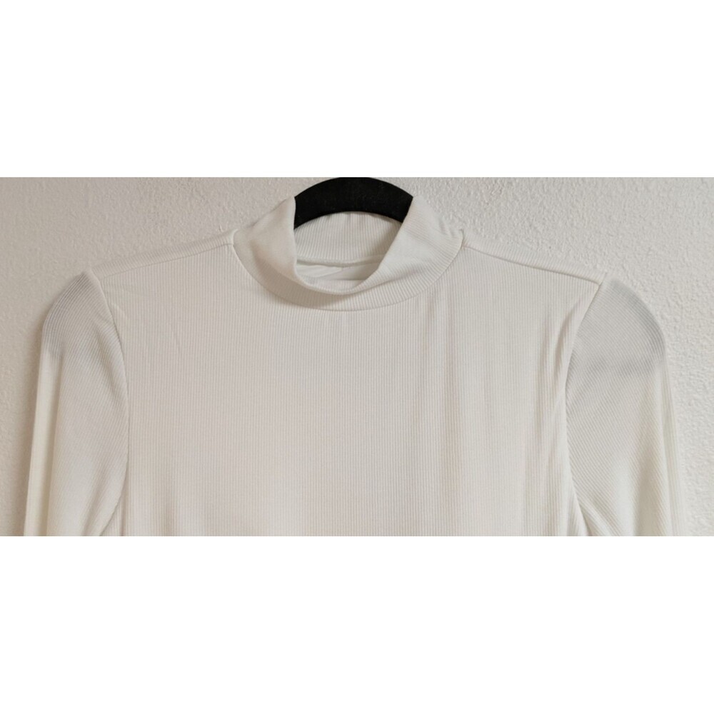 NWT~SOMA White Ribbed Mock Neck Bodysuit w/ Built-In Bra Medium  $69.95 - Picture 2 of 10